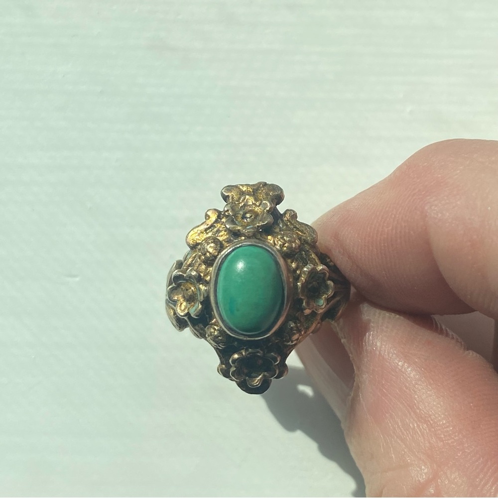 Sterling and green stone ring - Picture 4 of 11